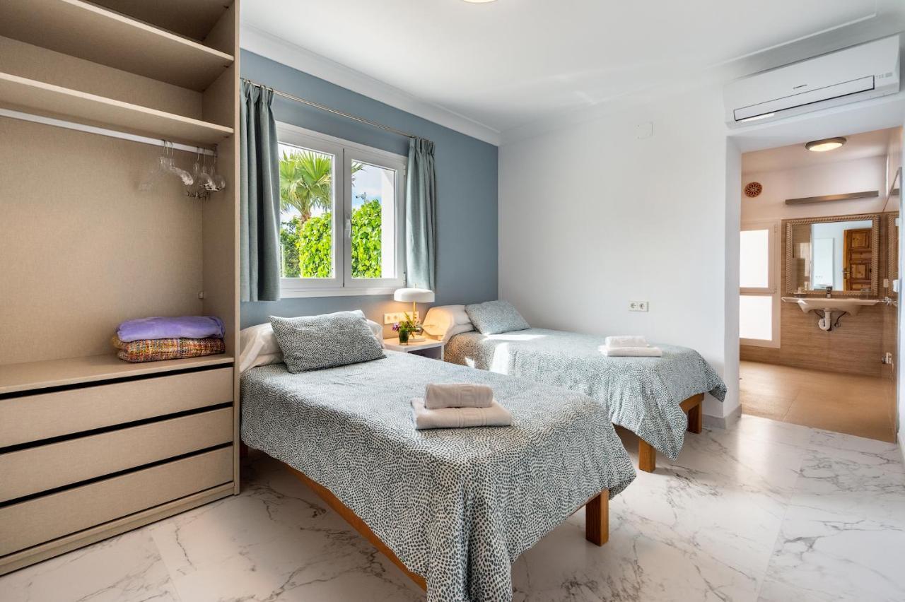Villa Can Joan I - Fantastic Sunset Views And Family Friendly - San Antonio Abad Exterior foto