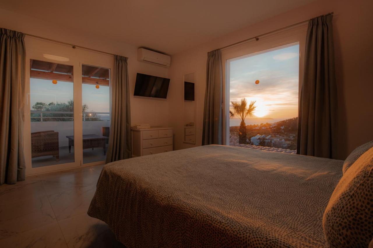Villa Can Joan I - Fantastic Sunset Views And Family Friendly - San Antonio Abad Exterior foto